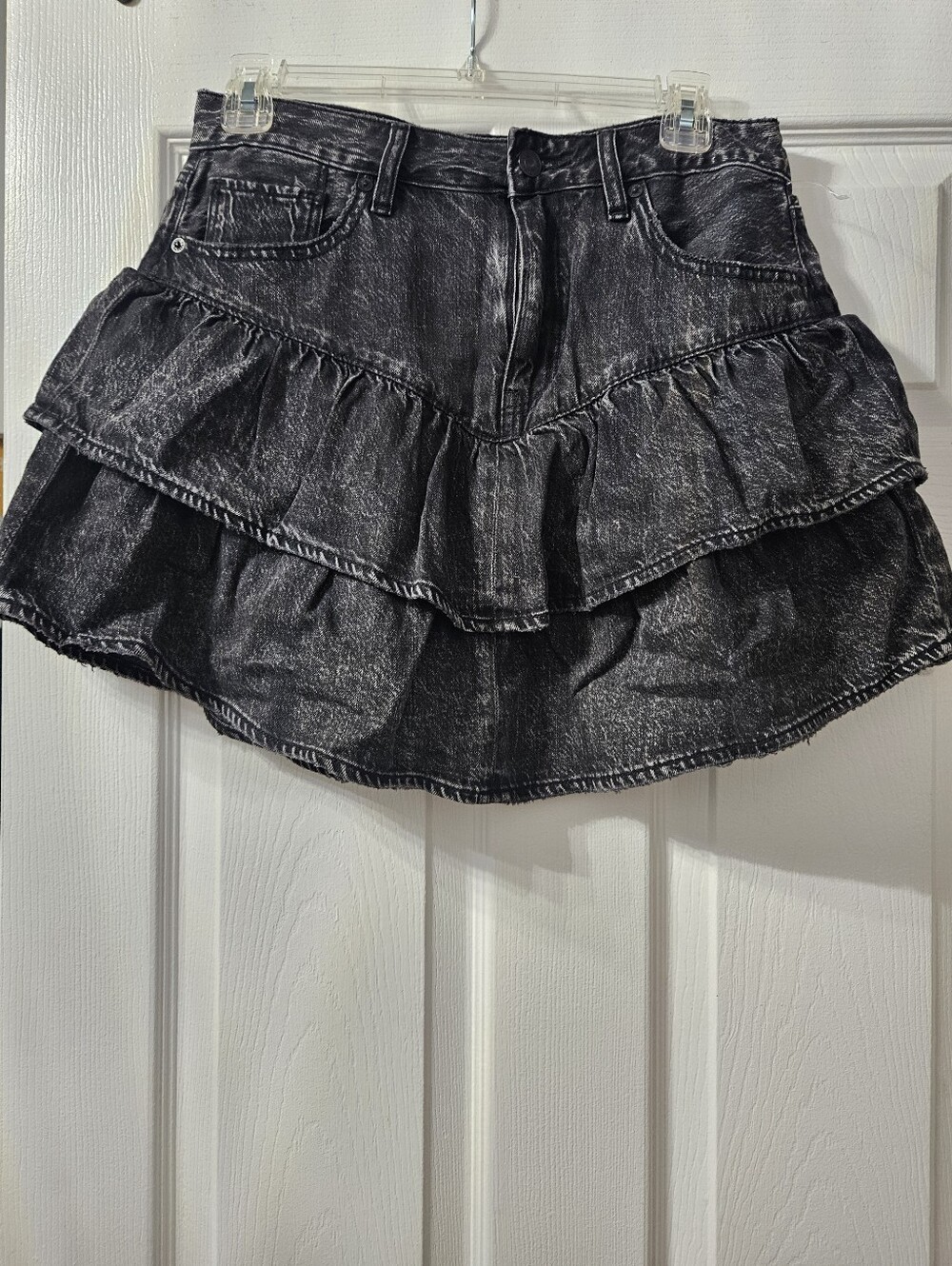 American Eagle Outfitters Ruffled Washed Denim Mini Skirt - Black.  New W/O Tags
